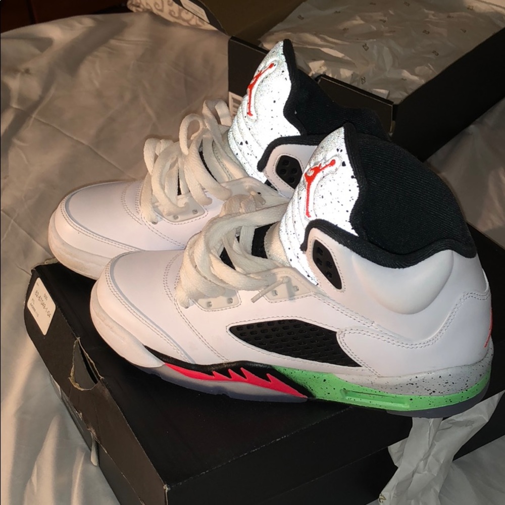 Jordan 5s - Picture 3 of 3